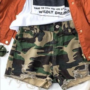 Camouflage shorts